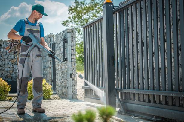 Best Animal Enclosure Cleaning  in Goulds, FL